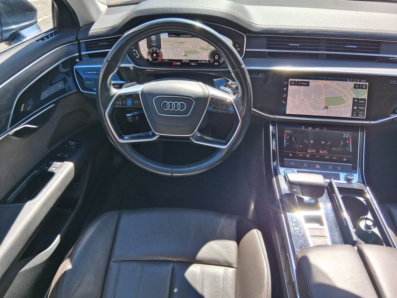 Audi A8 2018, foto 17