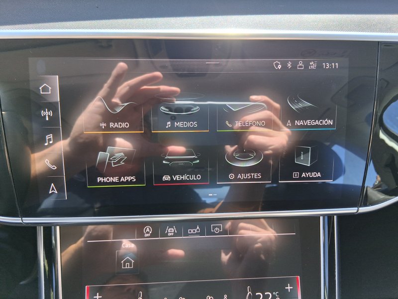 Audi A8 2018, foto 37