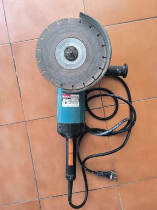 Radial Makita Grande