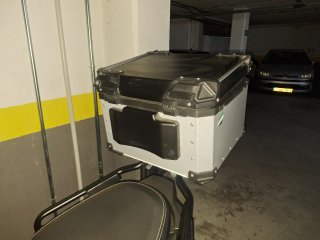 Baúl aluminio moto 55L moto Dos bolsas para barras