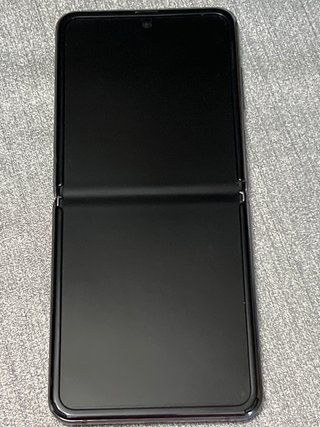 Samsung Galaxy Z Flip 5G Negro/Gris 256gb 8gb.