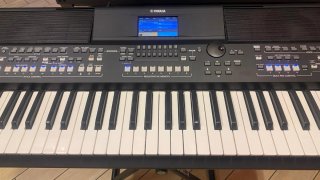 Yamaha PSR SX600
