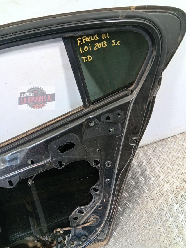 PUERTA TRASERA DERECHA Ford Focus Berlina (CGE)(2018->)