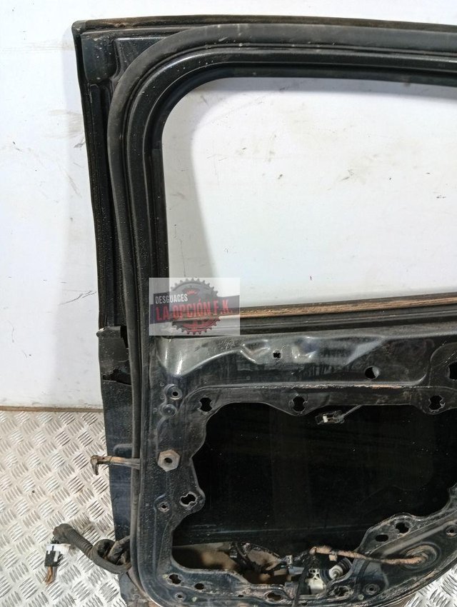 PUERTA TRASERA DERECHA Ford Focus Berlina (CGE)(2018->)