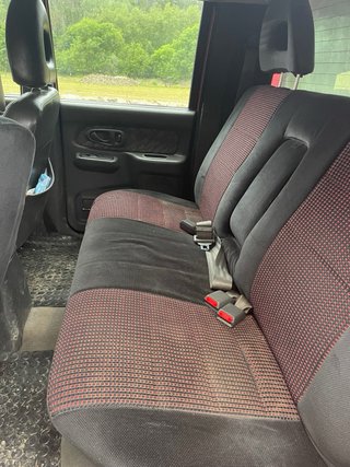 Mitsubishi L 200 2000