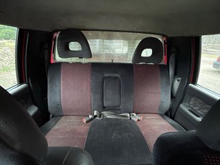 Mitsubishi L 200 2000