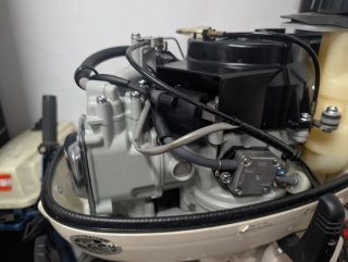 Quicksilver 360 con motor y remolque