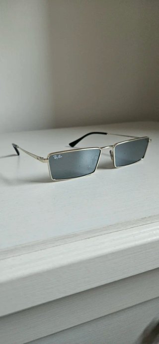 Occhiali da sole Ray-Ban 3741