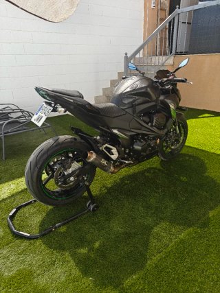 Kawasaki z800 full