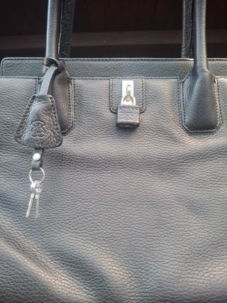 Bolso Tous Piel Negro Elegante