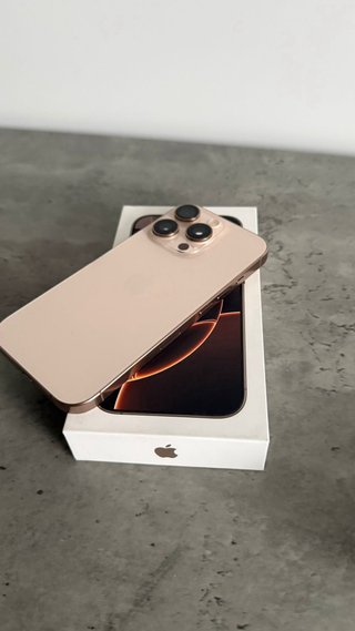 iPhone 16 Pro