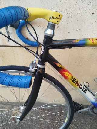 Bicicleta Mendiz Status