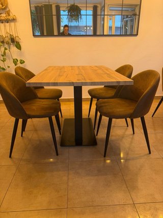 Mesa y 4 Sillas Bar