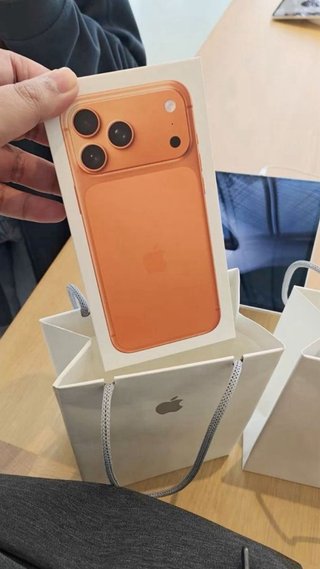 iPhone 17 Pro Max Naranja Nuevo