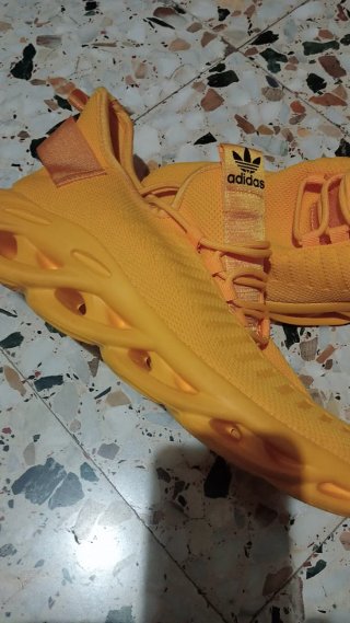 Zapatillas Adidas Amarillas Talla 44 Nuevas