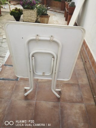 Mesa de terraza plegable