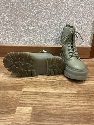 Botas Stradivarius talla 35