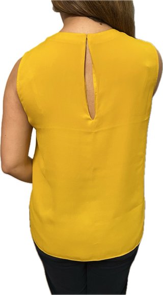 Blusa fluida mostaza manga corta talla S