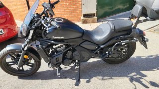 Kawasaki Vulcan S Negra