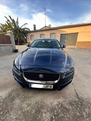 Jaguar XE 2016