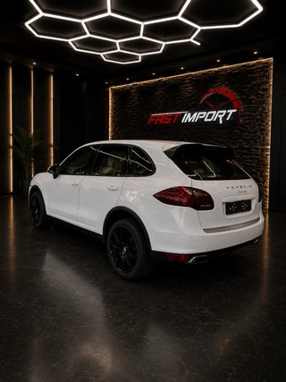 Porsche Cayenne 2012