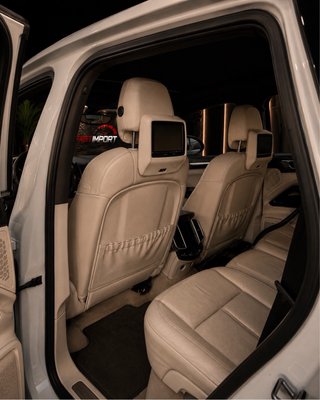 Porsche Cayenne 2012