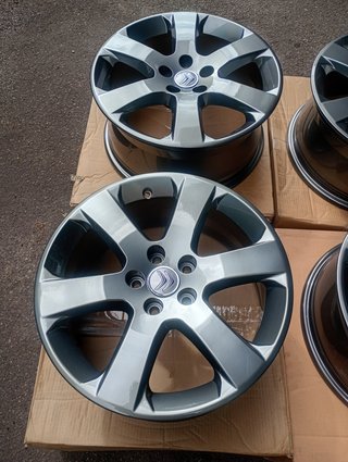 4 Llantas 17 5x108 Peugeot Citroën Originales 500€