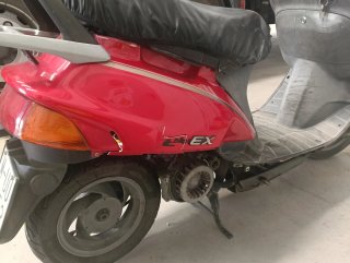 Honda Bali Roja Scooter Automática