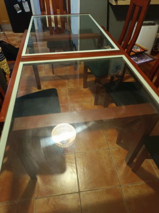 Mesa de comedor de cristal, ampliable + 5 sillas.