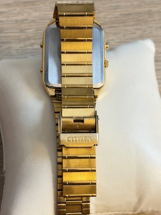 Reloj Citizen Vintage Ana-Digi Oro NOS