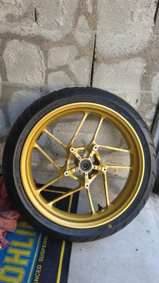 Llantas TMAX 17 2012-2016