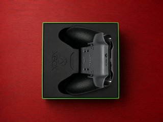Mando Xbox Elite Series 2 The Witcher 3