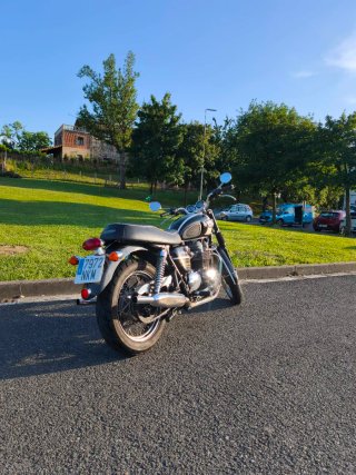 Triumph Bonneville T100 Carburación 2004
