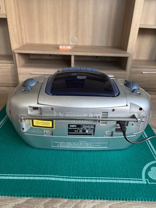 Radio CD Cassette Sanyo BassXpander