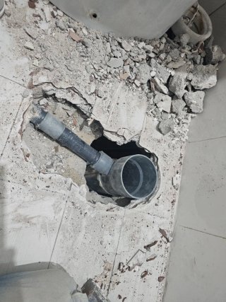 Se necesita fontanero o oficial 2 o manitas avanza