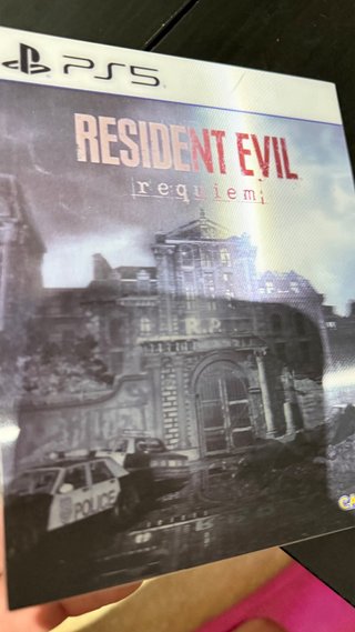 Portada Lenticular Resident Evil Requiem PS5