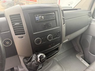 VOLKSWAGEN CRAFTER FRIGORIFICA 2011
