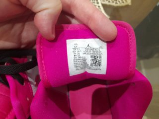 Jordan Mujer Rosa y Blanco
