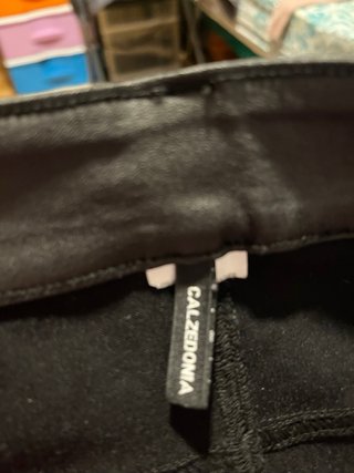 Pantalones Calzedonia efecto piel