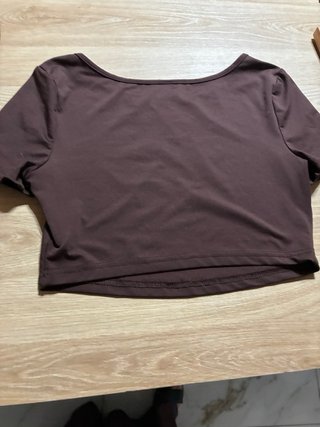 Top SHEIN marrone manica corta