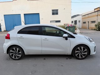 KIA Rio 2016