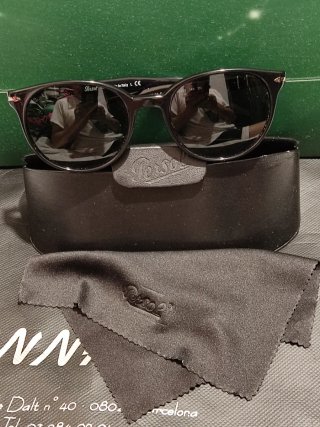 Gafas de sol Persol negras