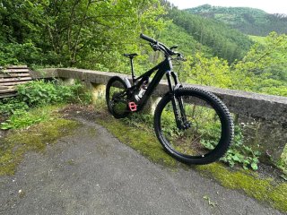 Specialized Turbo Levo 3 Expert 2023 SOLO 500km