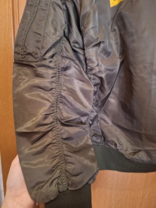 Chaqueta bomber National Geographic verde