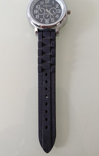 Reloj de pulsera de Meiou - Diseño elegante