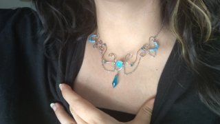 Collar elegante alambre acero inoxidable azul