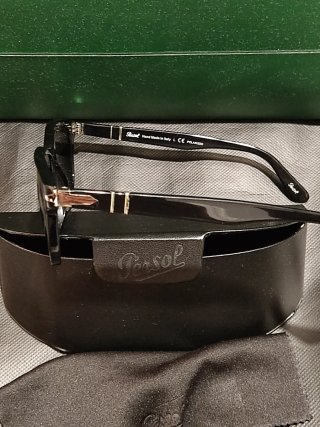 Gafas de sol Persol Polarizadas Negras