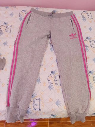 Chándal Adidas Gris y Rosa