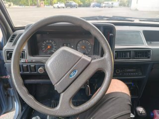 Ford orion 1985