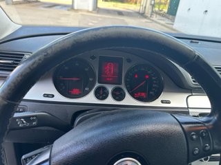 Volkswagen Passat 140cv
